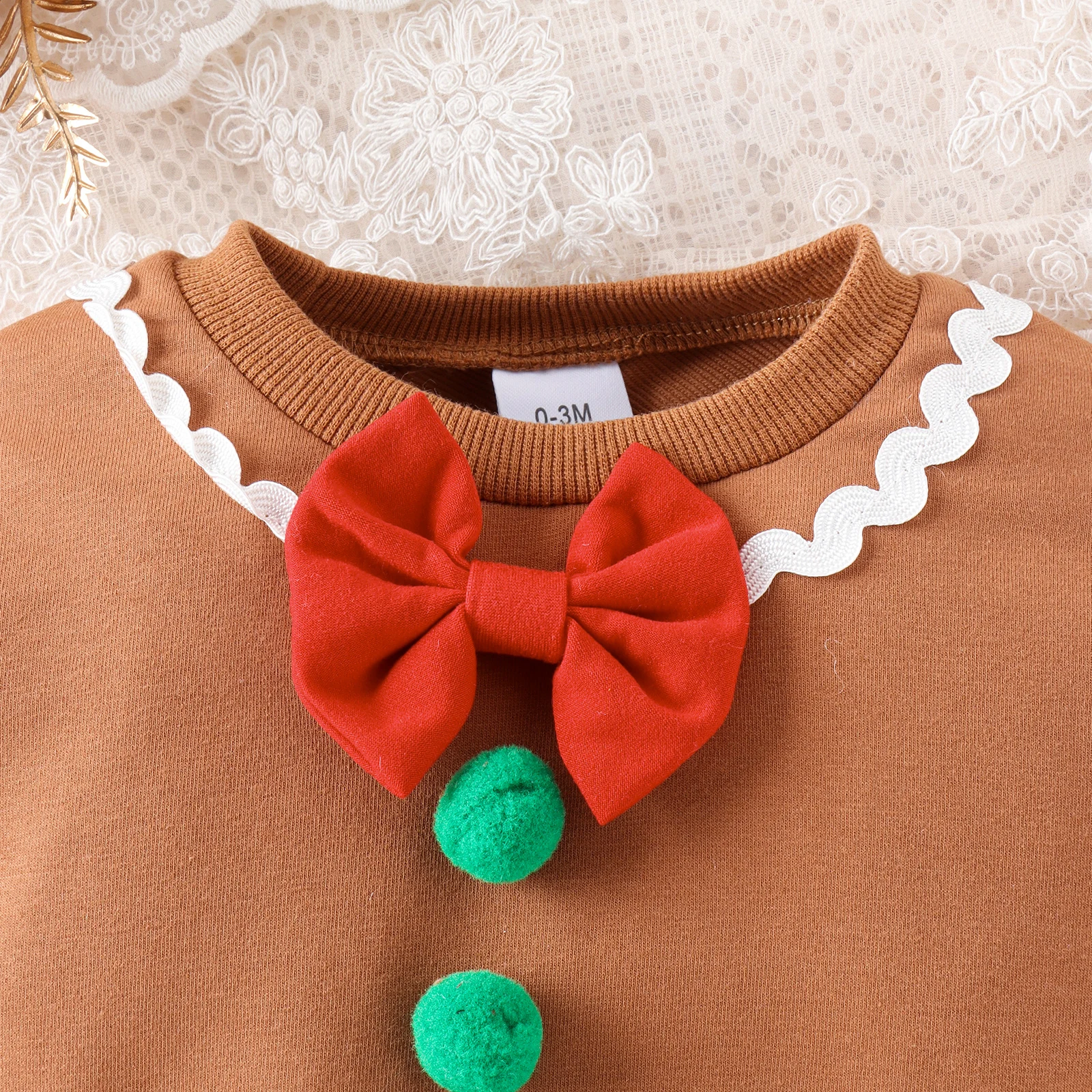 Autumn Boys And Babies Aged 0-1 Years Old Round Neck Coffee Color Stitched Webbing Christmas Long-Sleeved Clothes