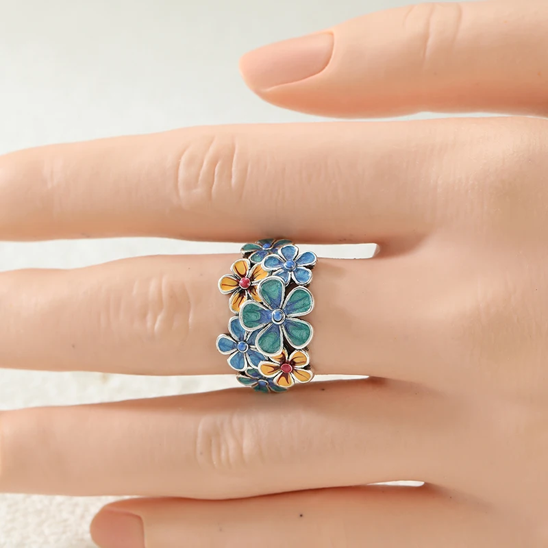 Aesthetic Design Imitation Enamel Floral Cluster Opening Ring for Women Fashion Vintage Banquet Festival Handmade Jewelry Crafts
