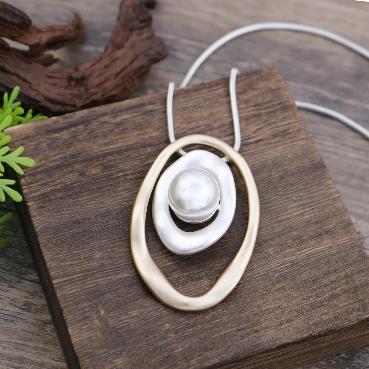 DIY accessories matte hollow geometric ring long pendant women's fashion versatile irregular oval long necklace