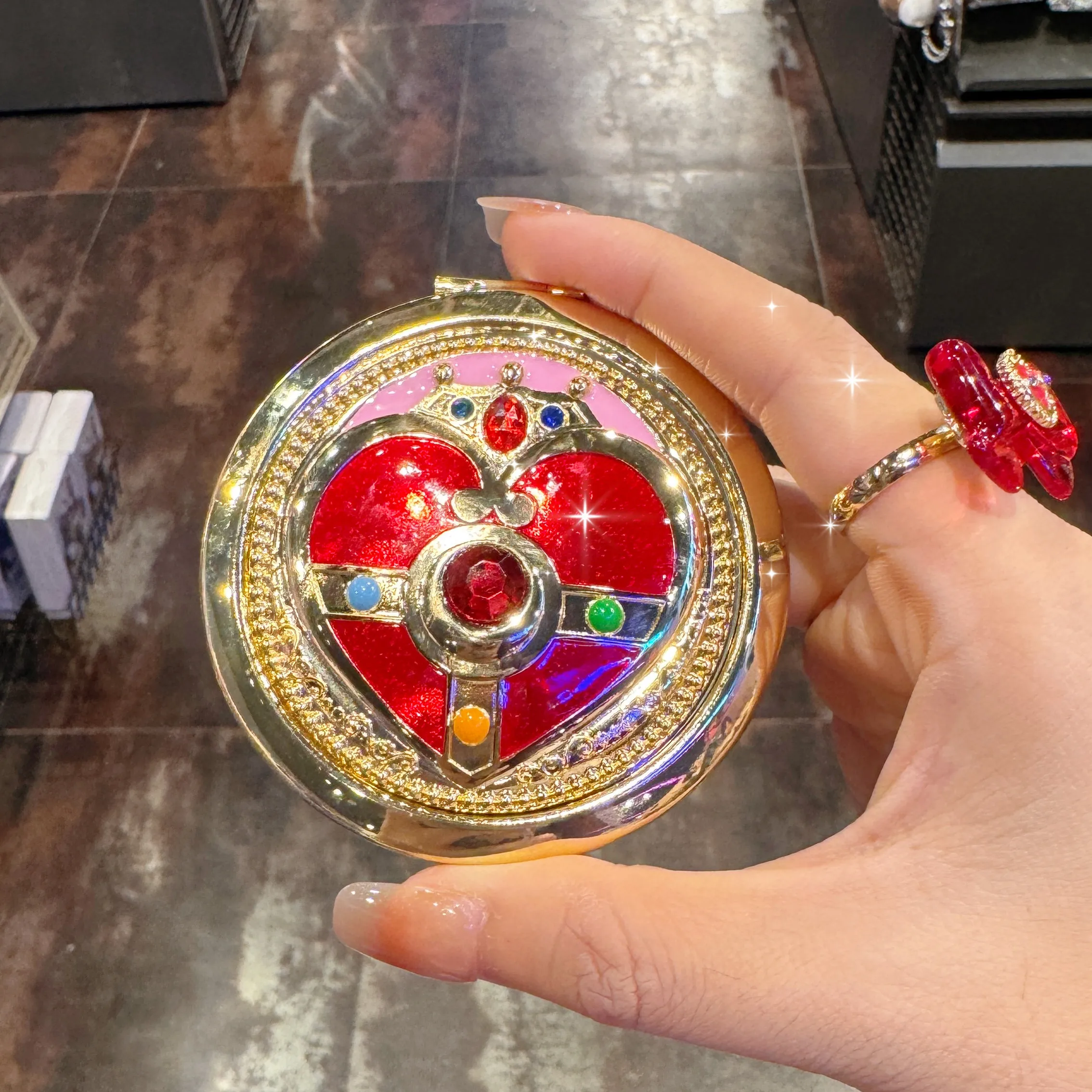 Creative Portable Anime Love EDC Exquisite Flip Mirror Personalized Girl HD Makeup Decorativ Mirror Small Mirror Gift