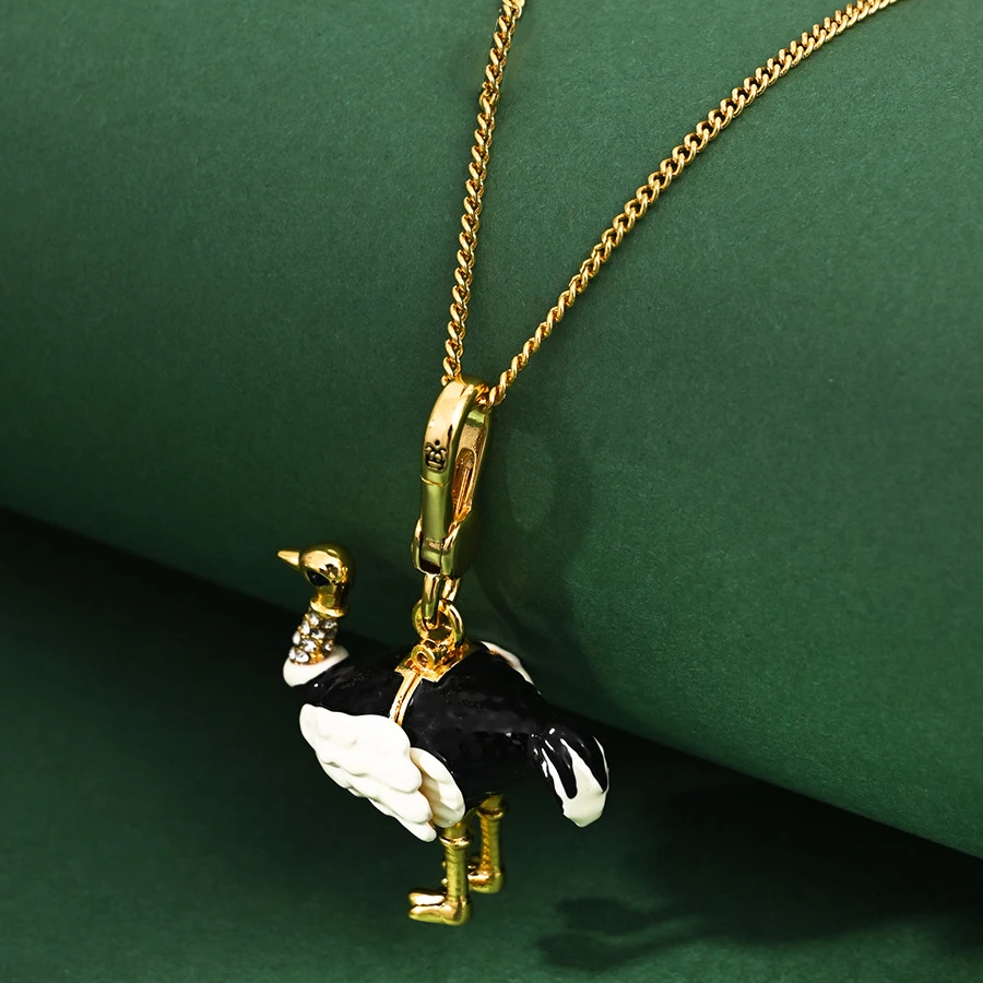 

1Pc Exquisite Enamel Ostrich Pendant Necklace,Sweater Chain With Small Animal Charm For Women,Sweet-style Bag Charm,Christmas