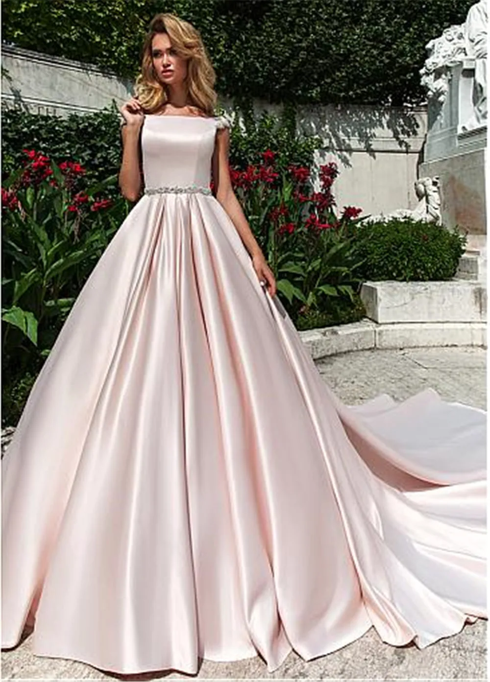 Scoop Short Sleeves Satin A-Line Wedding Dresses Lace Appliques Bridal Gowns Custom Made Formal Long Vestidos De Mariee Cheap