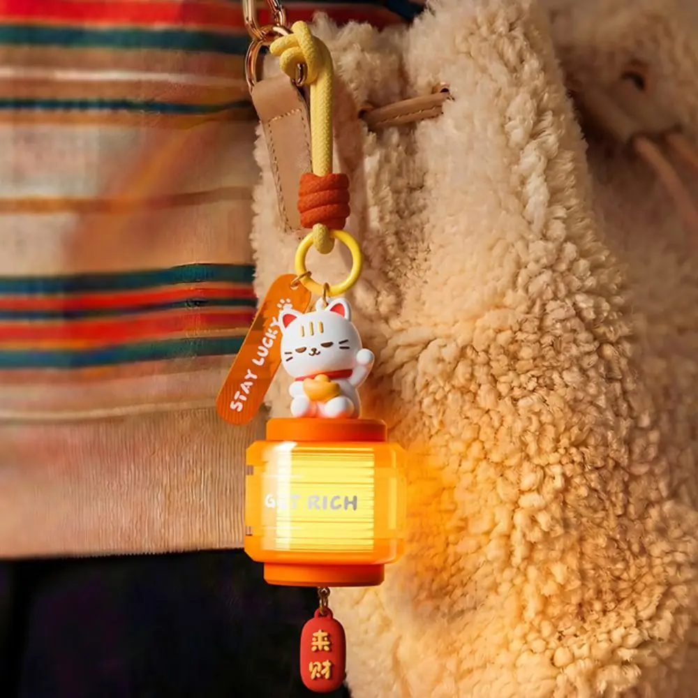 Mini Size Lucky Cat Lantern Warm White Creative Ornament Mini Portable Lantern Hanging Pendant Night Lamp Creative Gift Pendant
