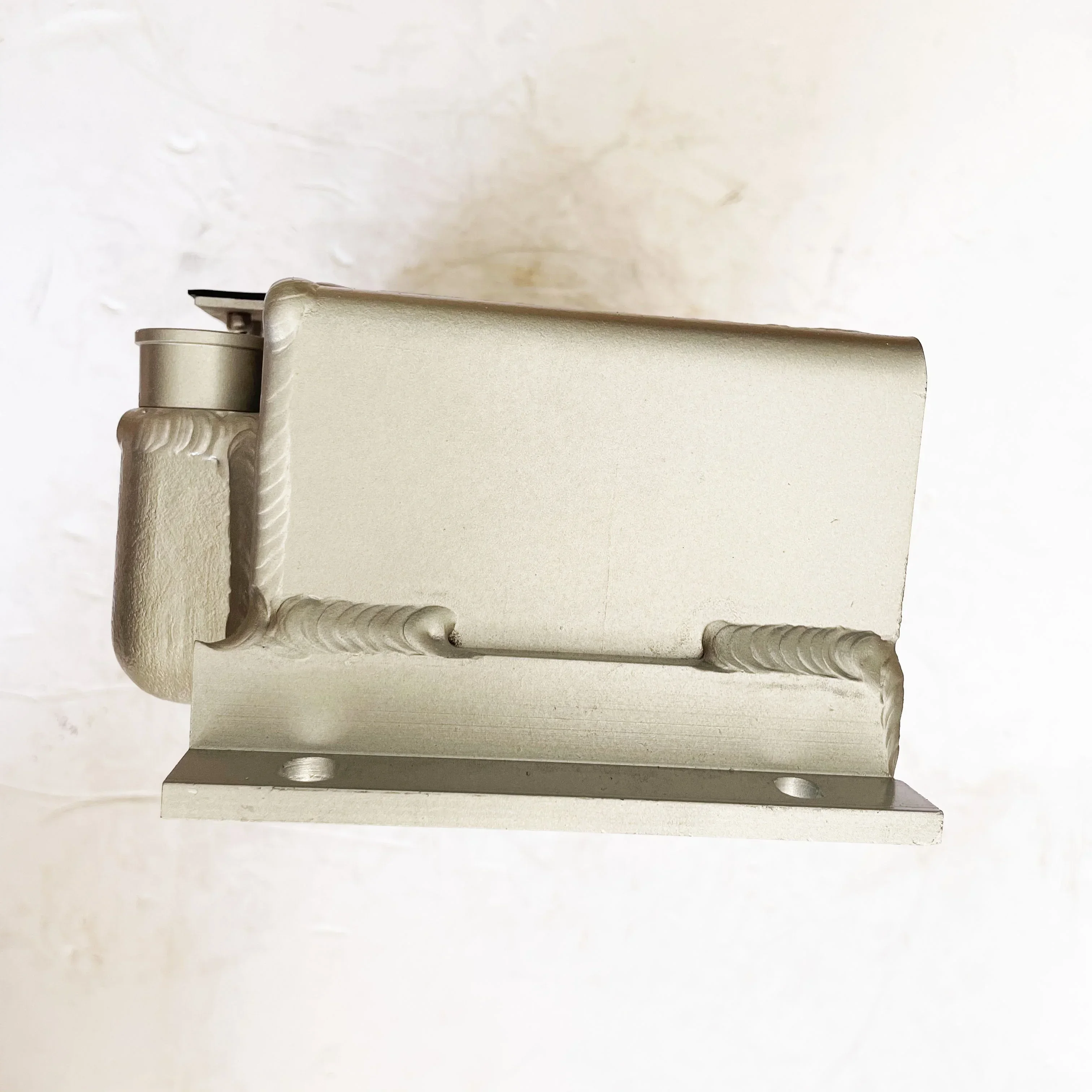 Popular Product D2011L03 F3L2011 F3L1011F Engine Oil Cooler Assy 04270828 04271712