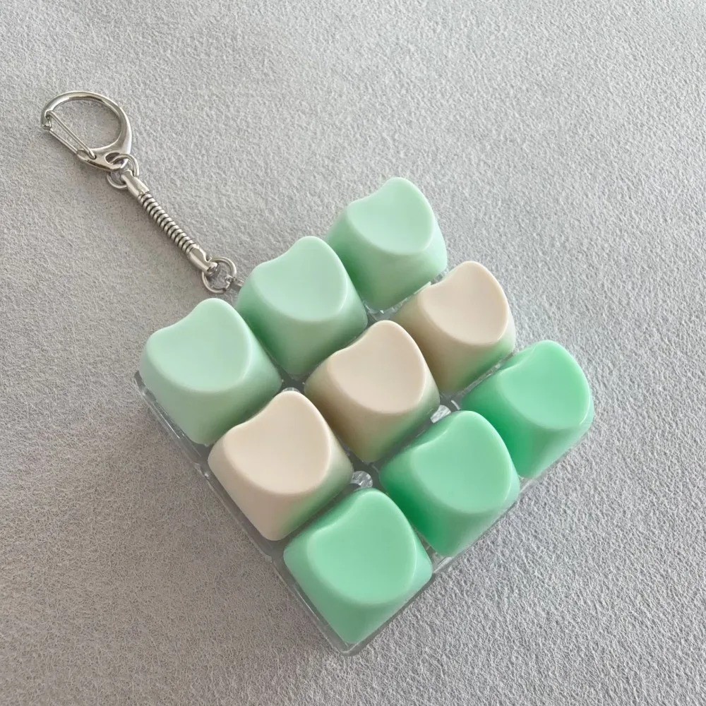 Relaxing DIY Keyboard Fidget Keychain Keys Button Heart Shape Finger Keyboard Cap Keycap 9Keys Clicker Toy Relief Stress