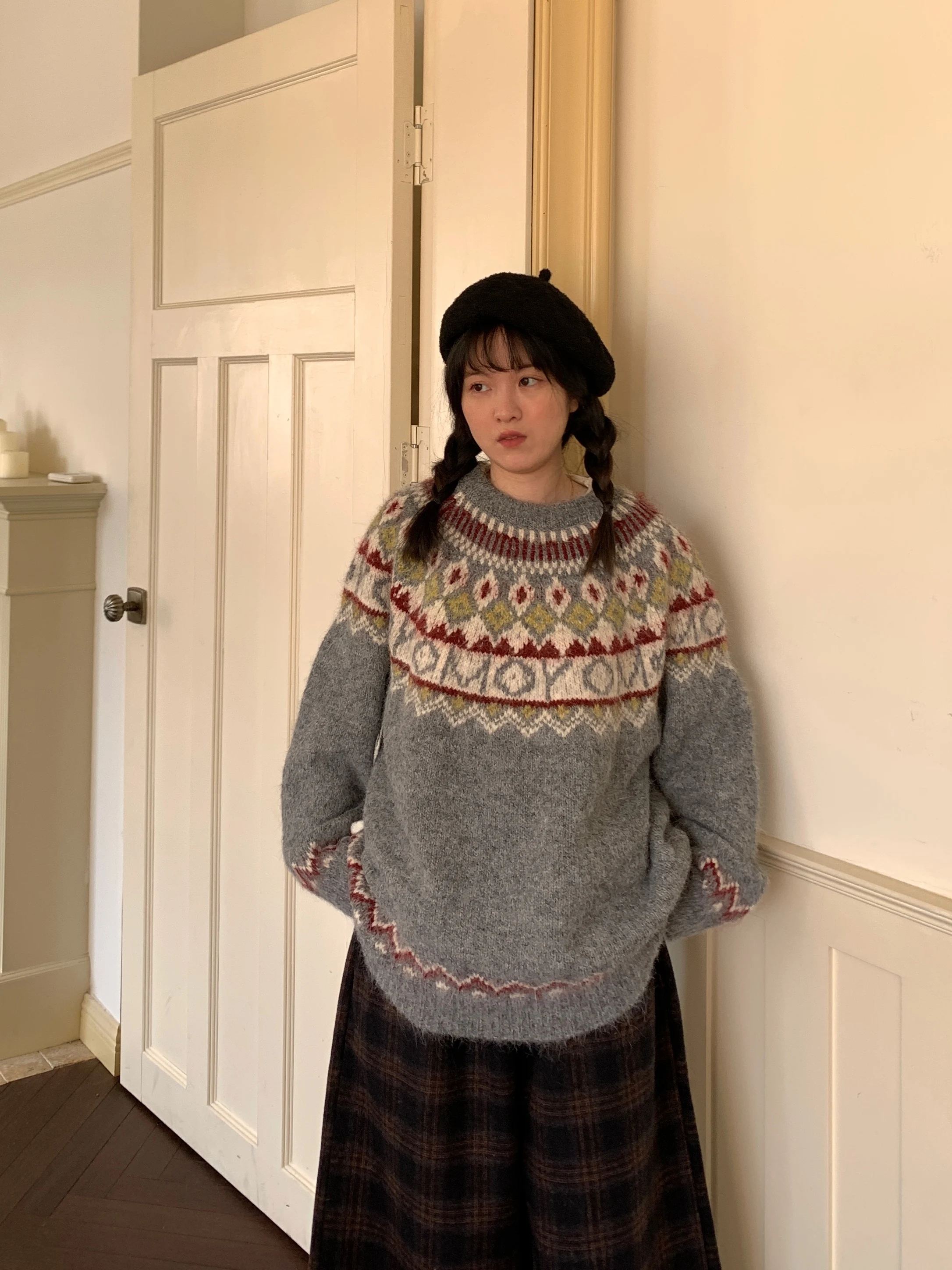 

Японский свитер из шерсти Fair Isle, вязаный в этническом стиле, свободного кроя, длинный, женский, эксклюзив онлайн, зима 2025