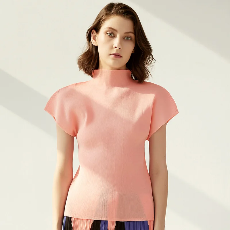 

Miyake Tops Wpmen 2024 Summer New Minimalist Semi High Neck Slim Fit T-shirt Versatile Small Top Women's Vest Clothing Feminist