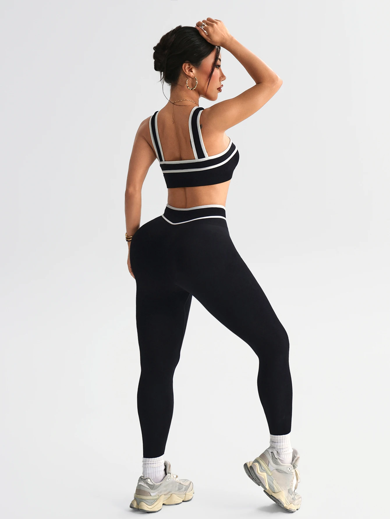 2 pcs Women Seamless Yoga Sets Jogging Outfit Sport Leggings Bra Sportswear Woman Gym Outfit Workout Set Yoga Clothes Activewear view 4