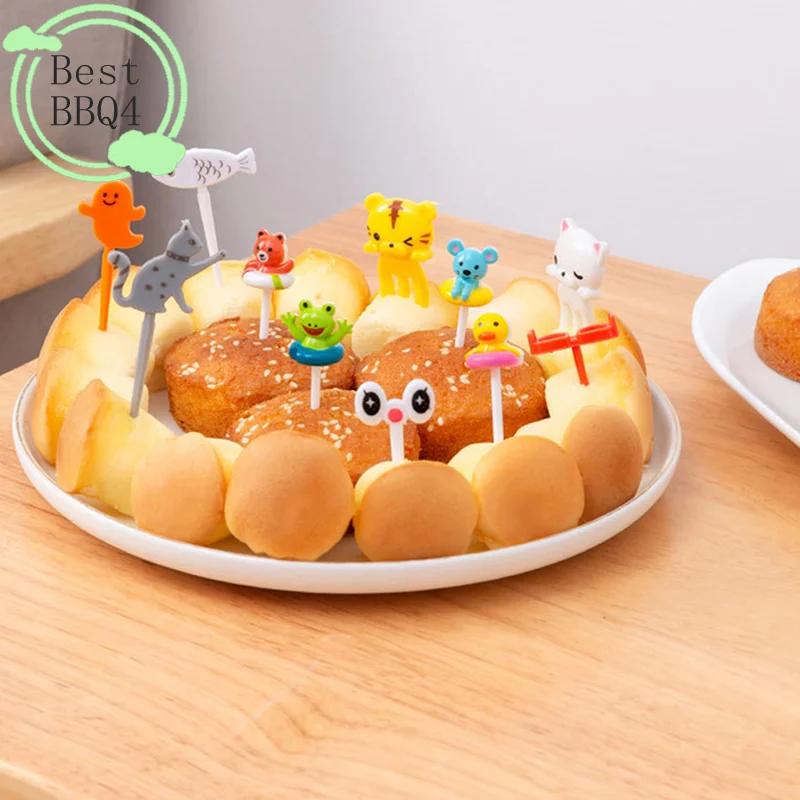 (BBQ4)6/8/10pc Animal Farm Fruit Fork Mini Cartoon Children Snack Cake Dessert Food Toothpick Bento Lunch Decor Random Color