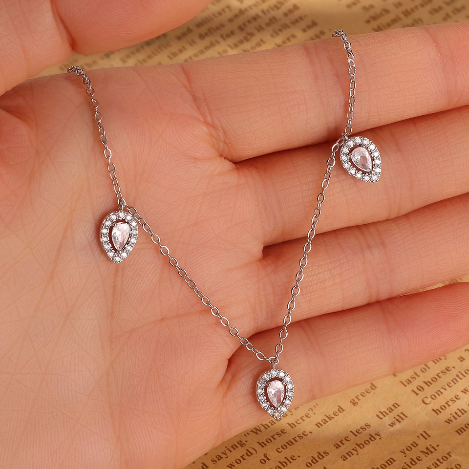 ZAKOL Silberfarbenes, glänzendes Zirkonia-Blatt-CZ-Anhänger-Halsketten-Ohrring-Set für Damen, exquisites Luxus-Schmuckset, Geschenk – Detail 8