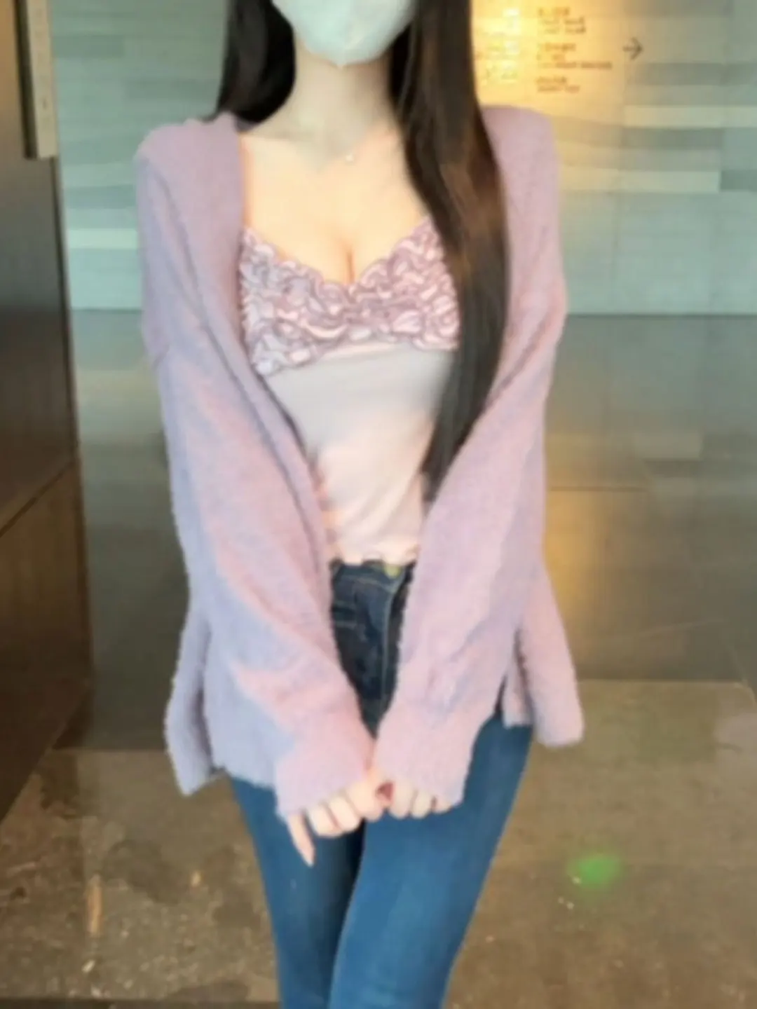 

Laid-ba Sle Unique Beautiful Sweater Cardigan V-ne Strap Two-piece Set Clete OOTD Spring 2026 Comfortable Faion