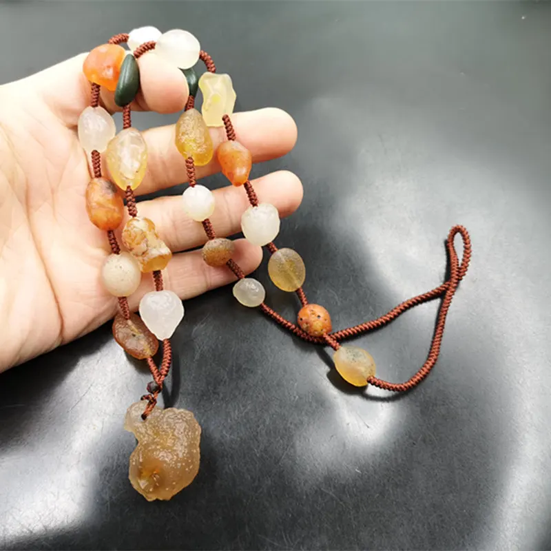 

Alashan Sweater Chain Agate Rough Stone Necklace