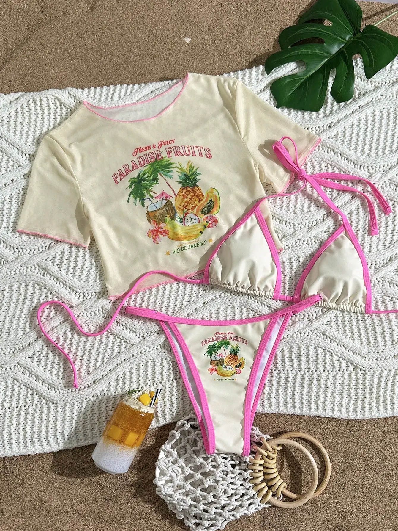 

Женский комплект бикини из 3 предметов с фруктовым принтом и сетчатой накидкой