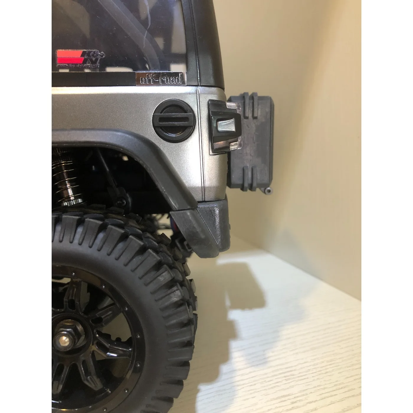 Części zamienne do samochodów RC MN MN128 Tylna belka w stylu klasycznym