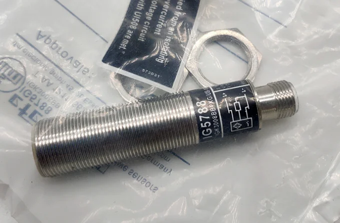 IG5778 IG5783 IG5788 IG5790 IG5792 Индуктивный датчик приближения, новая гарантия высокого качества на один год IG5778 IG5783 IG5788 IG5790 IG5792 Индуктивный датчик приближения, новая гарантия высокого качества на один год