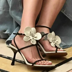Luxury Designer Flower Heeled Sandals Women Summer Ankle Wrap Metal Buckles Thin High Heels Elegant Women Pumps Zapatos De Mujer