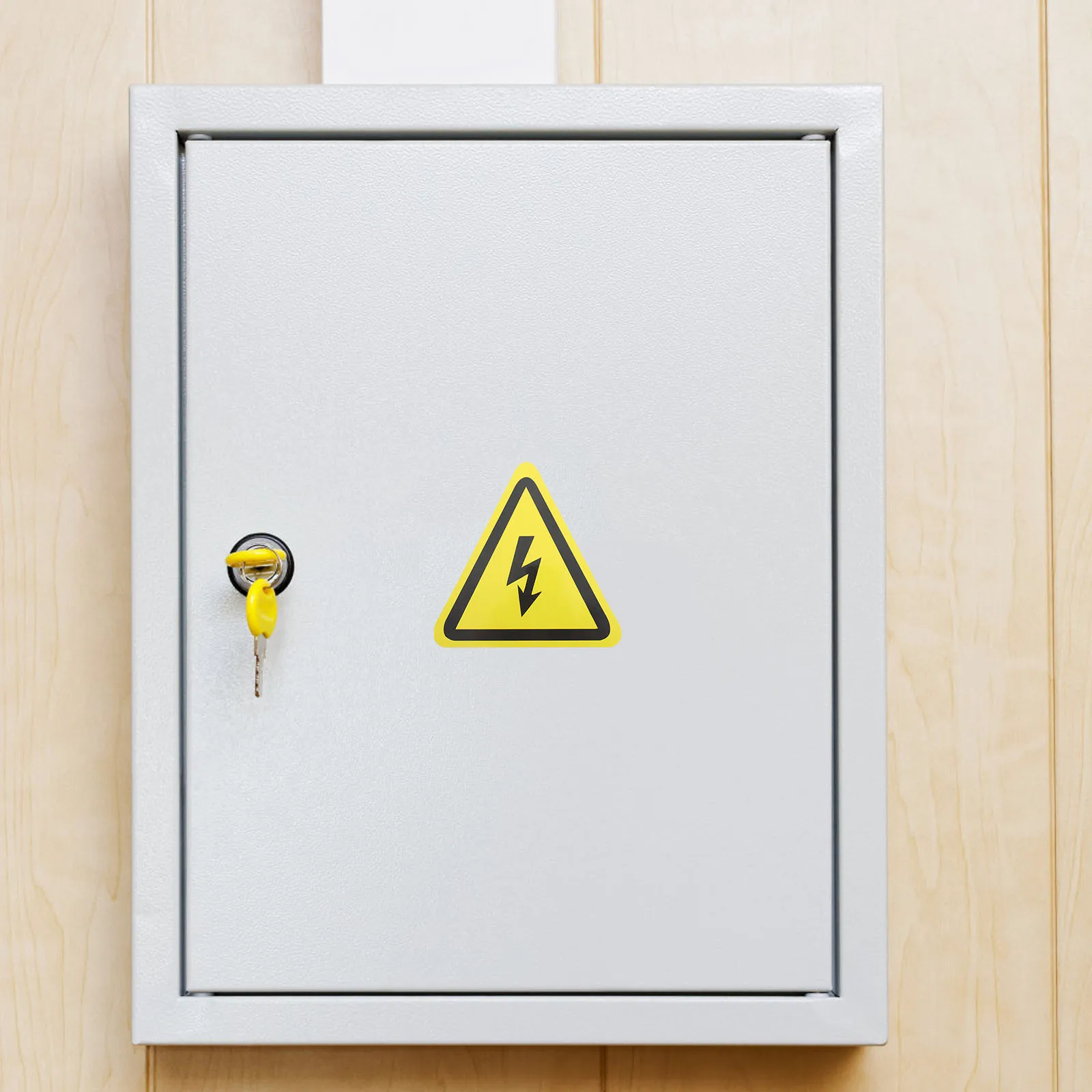 

4pcs High Voltage Warning Stickers Electric Shock Triangle Safety Labels For Electrical Equipment Factories Labs