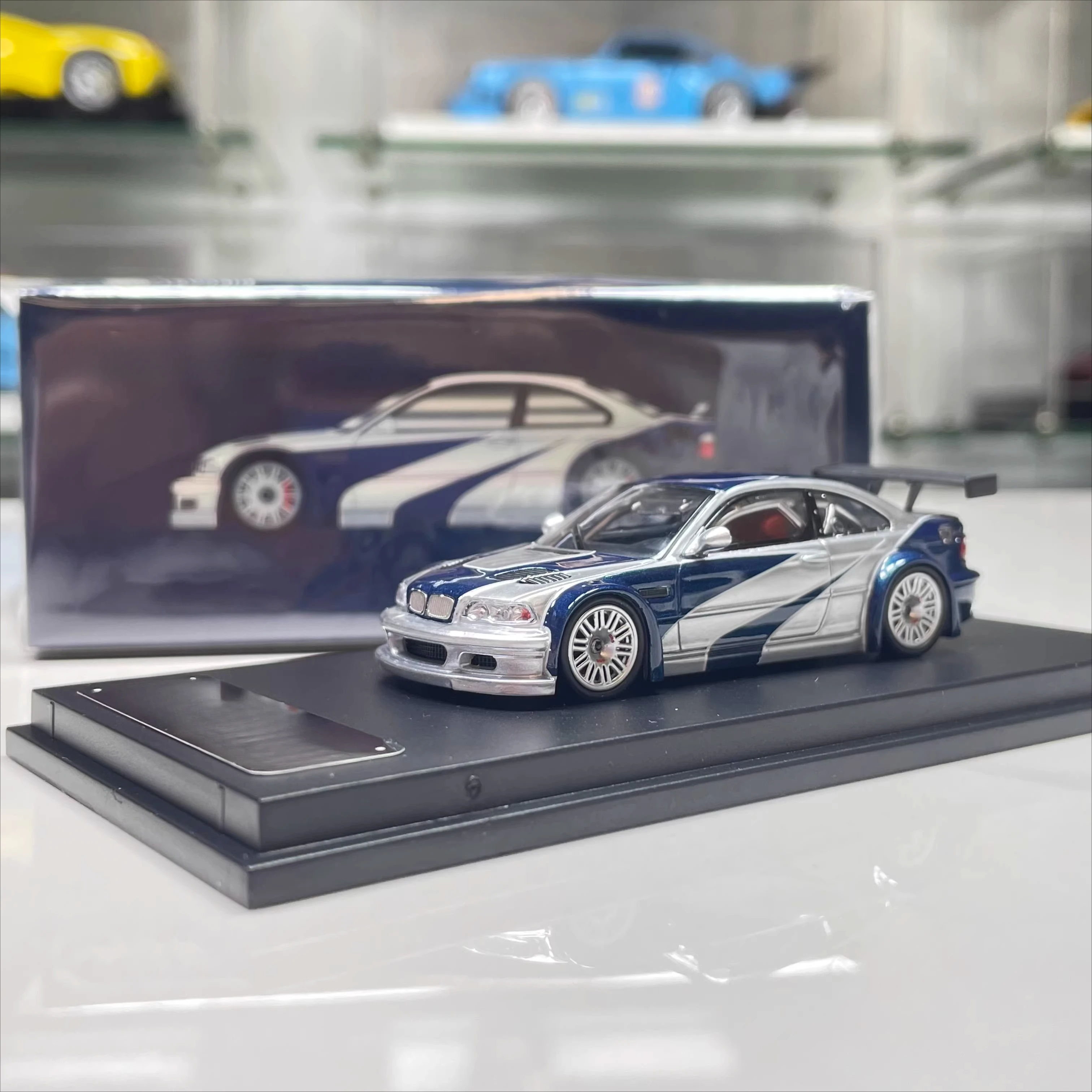 For E46 Speeding car model 1:64 Alloy material ornaments，for festival gifts collection, display and appreciation
