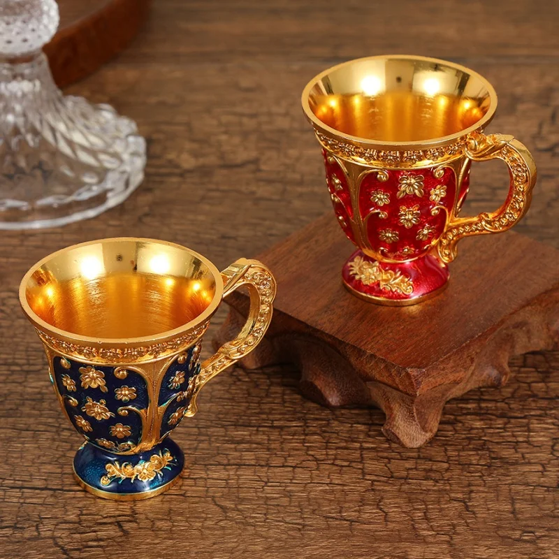 

European Light Luxury Handle Cup, Alloy Relief Mini Vodka Glass, Portable Vintage Goblet, Creative Home Table Decoration, 1pcs