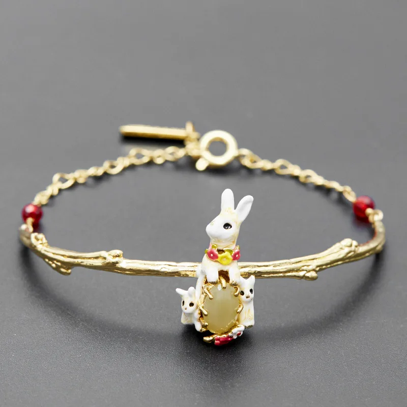 

Countryside Style Popular Cute Little Animal Bracelet French Fashion Hand Colored Glaze Three Rabbits Resin Jewel Half Bangle