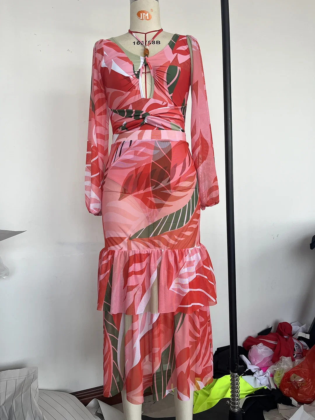 Maillot de bain une pièce pour femmes, 2 pièces, Cover-up, à volants, imprimé Dongbei, décolleté en V profond, Monokini, Kimono, vêtements de plage, été, 2024