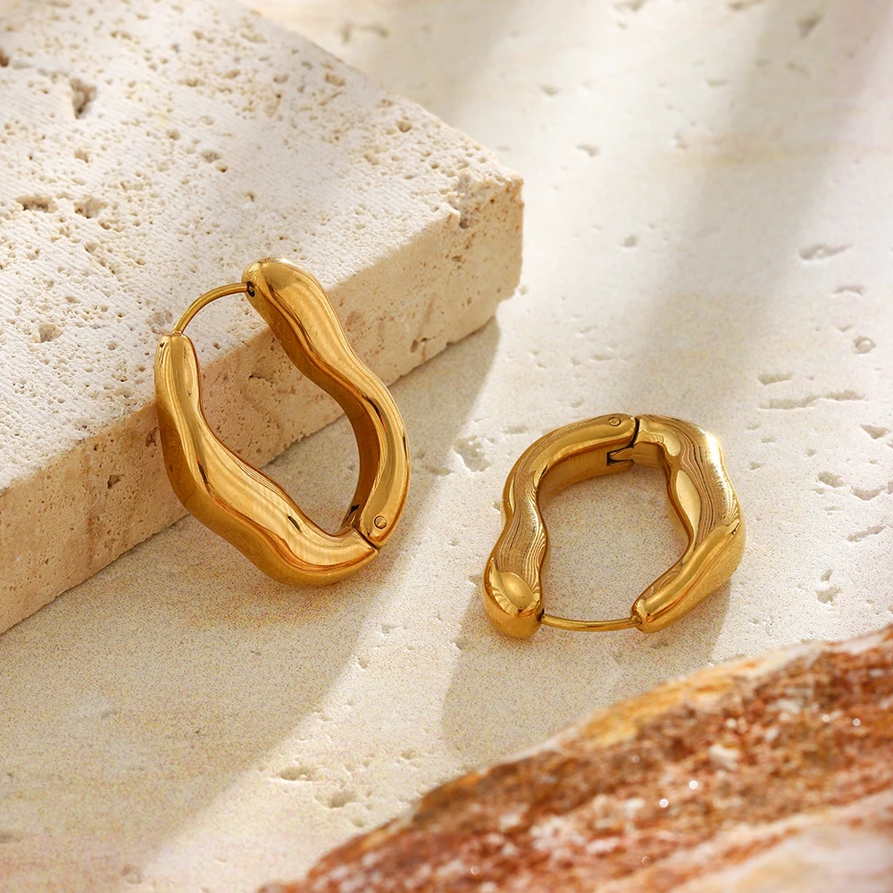 

18K Gold Plated Stainless Steel Irregularly Twisted Small Earrings Women's Jewelry Gift Elegant Fashionable Dangle Jewelry
