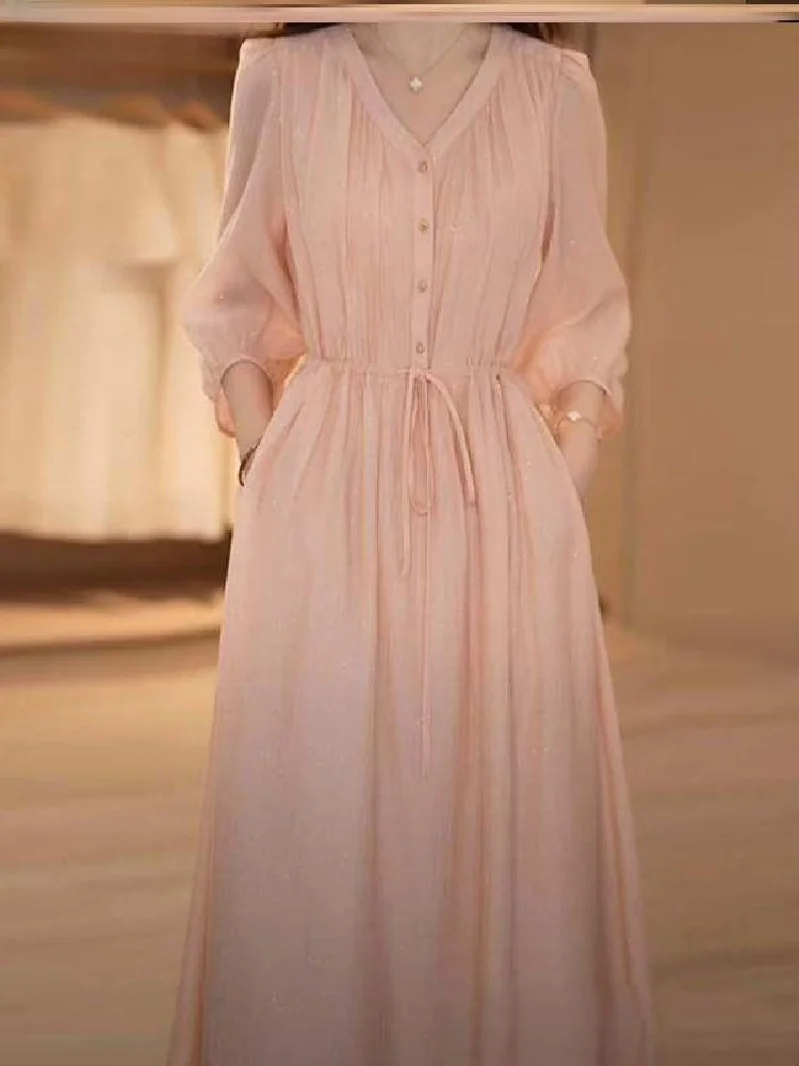 

Свободная женская обложка, нежная темпераментная юбка трапециевидной формы длиной до колена, простое платье чистого цвета с пузырьками