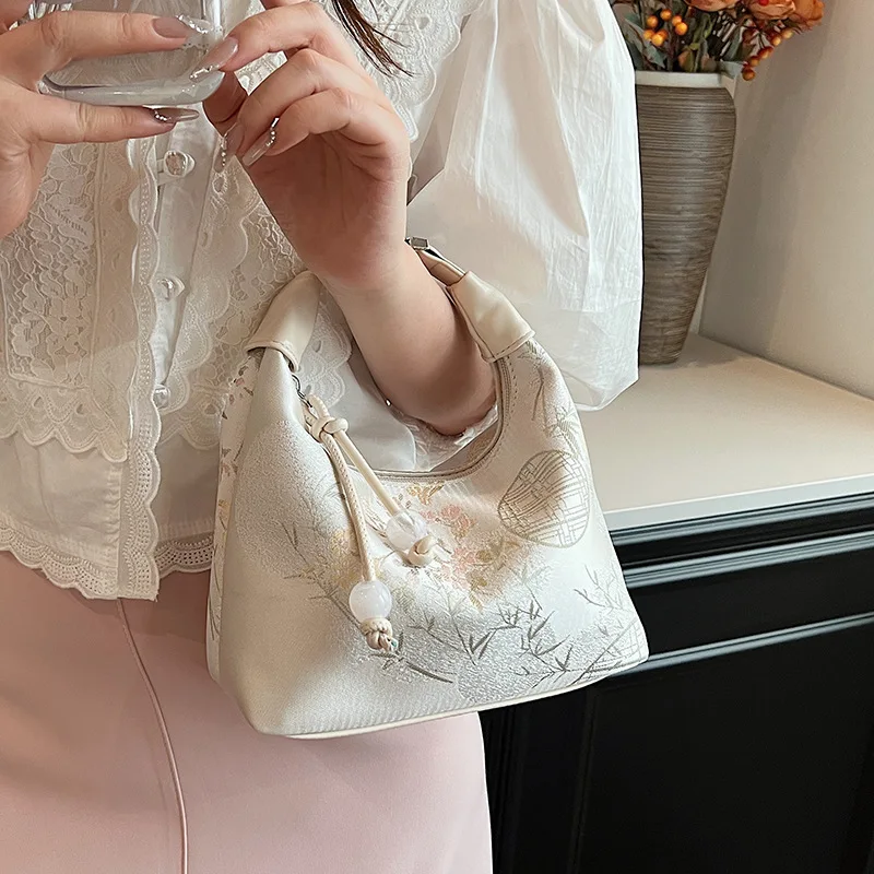 Popular New Chinese Style Handheld Bag for Women 2024 New Western style Cross border Shoulder Bag Versatile Crossbody Bag