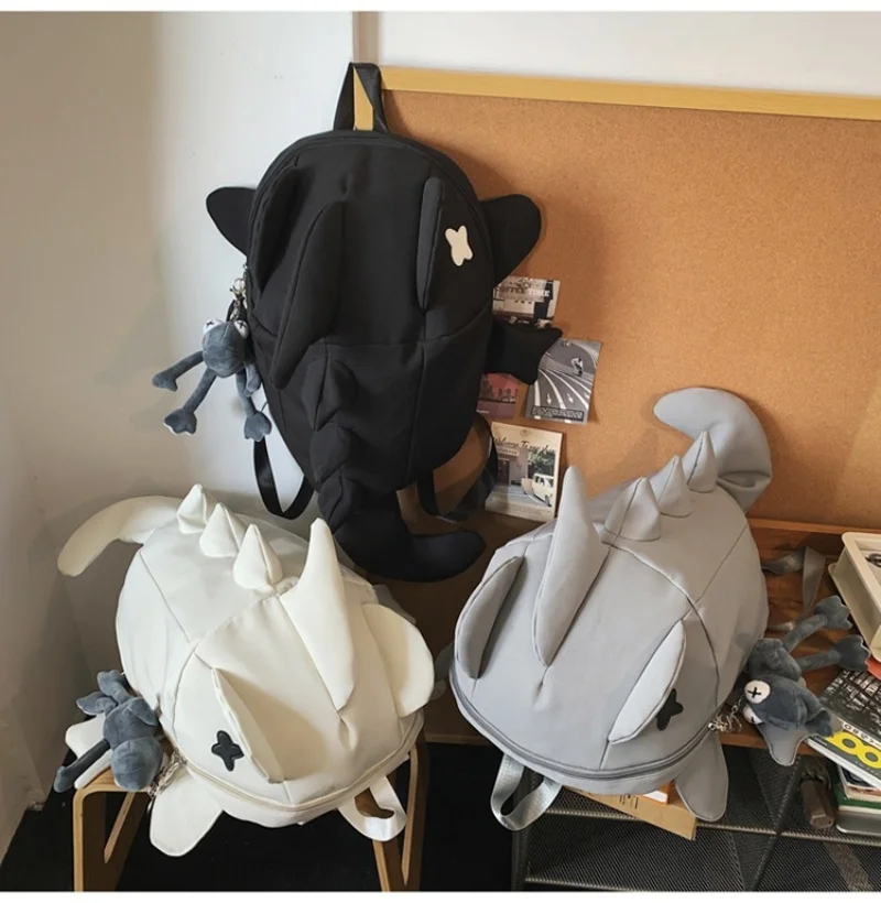 Creative cartoon men's and women's shark backpacks, personalized and quirky, trendy Instagram student backpacks, large capacity