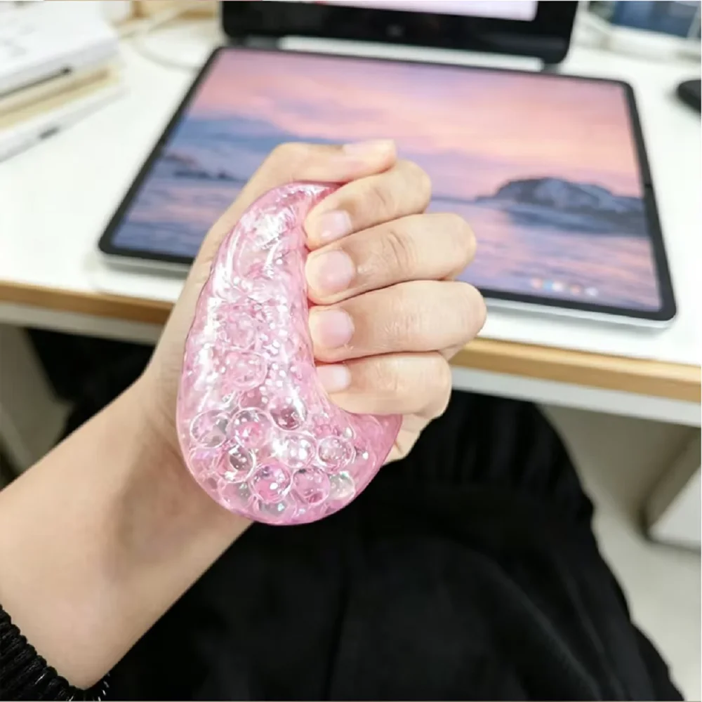 Hot Glitter Dumpling Squishy w - Sports Equipment Box recension och pris