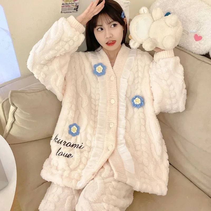 

2025 New Pajamas Set Women's Autumn Winter Coral Velvet Nightgowns Thickend Fleece Teens Sweet Cute Student Dorm Loungewear Suit