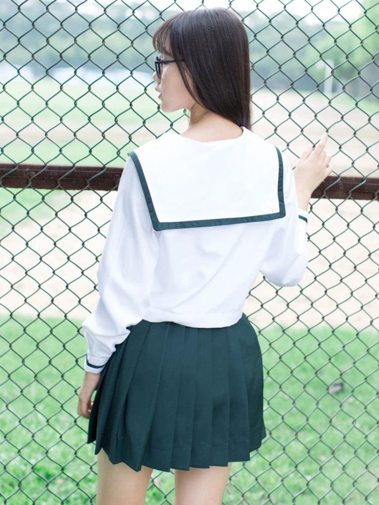 Hot Sale Classical  Japanese School Uniform 3 Color 2 Pcs Sailor Suits for Sexy Girls Students Clothes