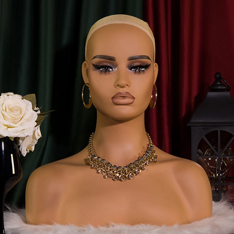 Square Face Mannequin Head With Shoulders Realistic Wigs Display Head With Freckle Dummy Head For Wigs Pvc Female Manikin Head