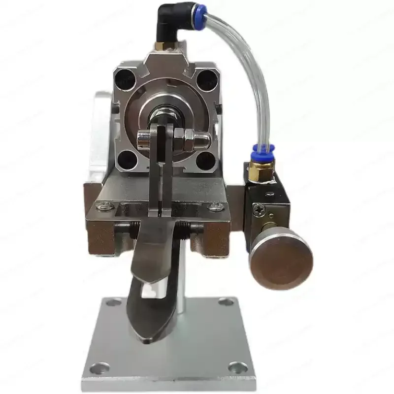 Pneumatic ear trimming device, semi-automatic pants cutting earphone pants climbing machine