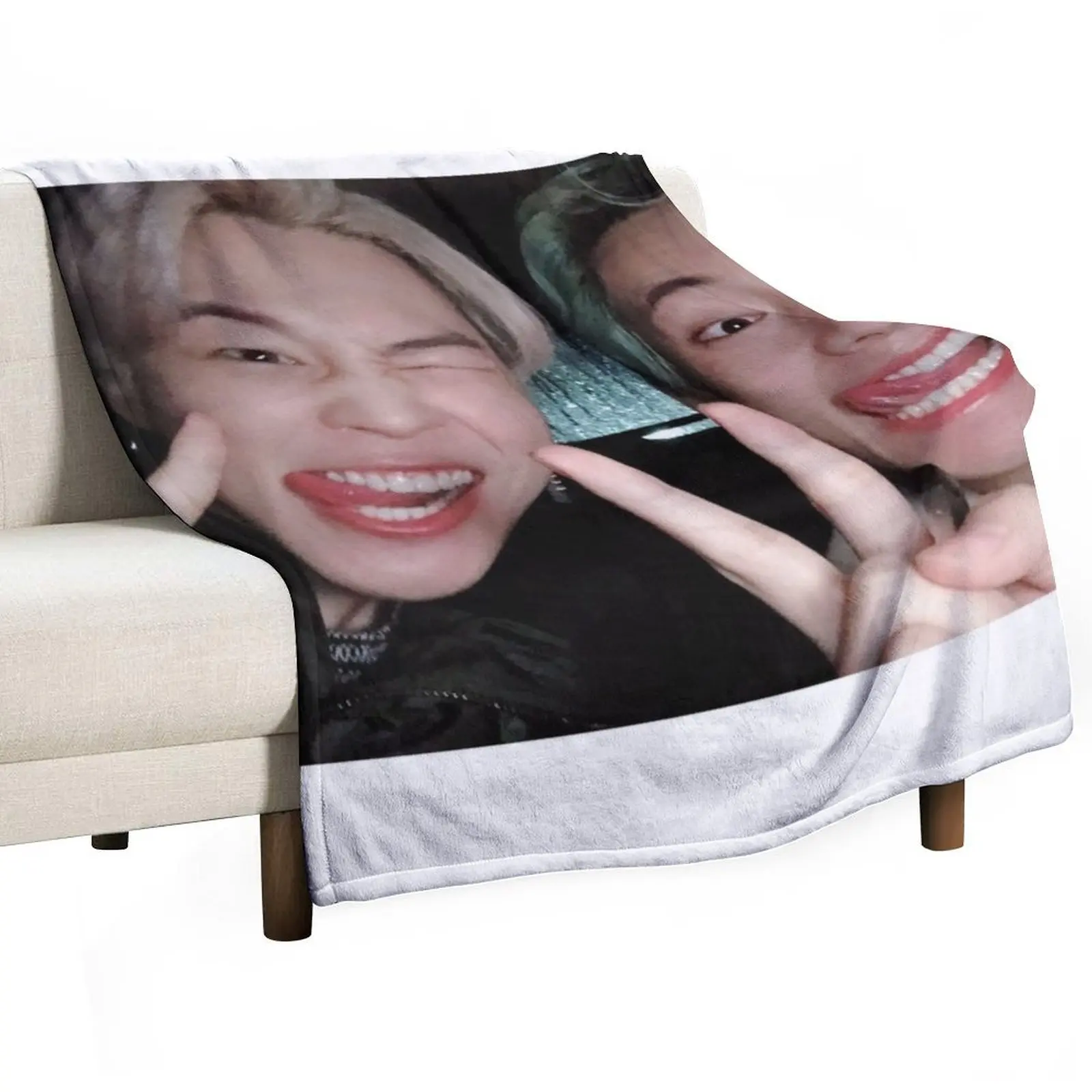 

VMIN Throw Blanket Giant Sofa Luxury Brand Luxury Multi-Purpose Blankets