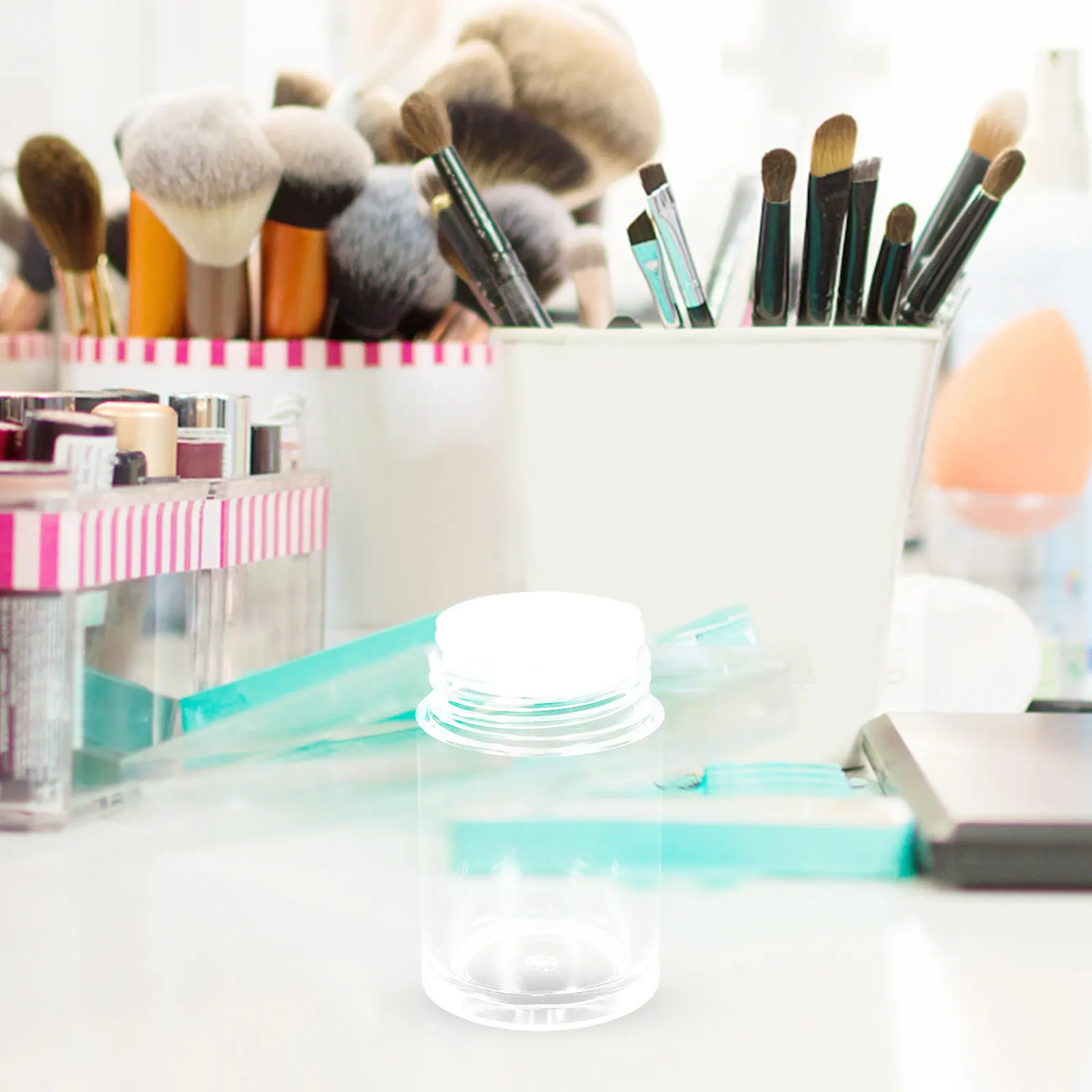 6Pcs Portable Loose Powder Bottles Refillable Open-Hole Flip-Lid Containers for DIY Foundation Prickly Heat Powder