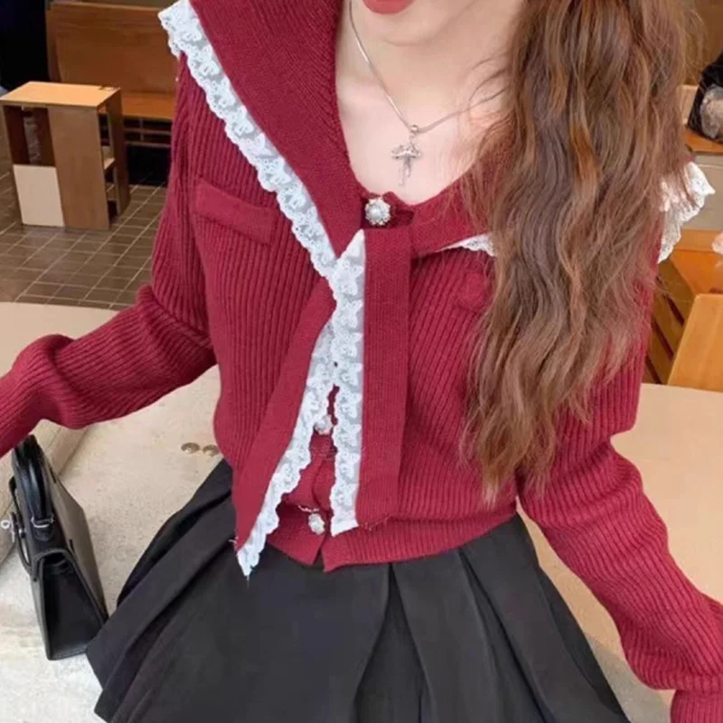 French lace stitching navy neck sweater long sleeve sweater women autumn and winter sweet lace stitching niche slim short top.
