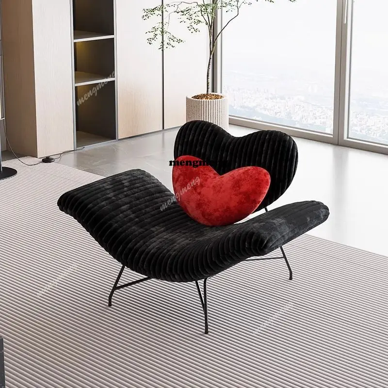 

Modern Living Room Chair with Soft Heart-shaped Pillow Creative Wide Lounge Chairs Comfort Metal Leg Home Office Relaxing Chair