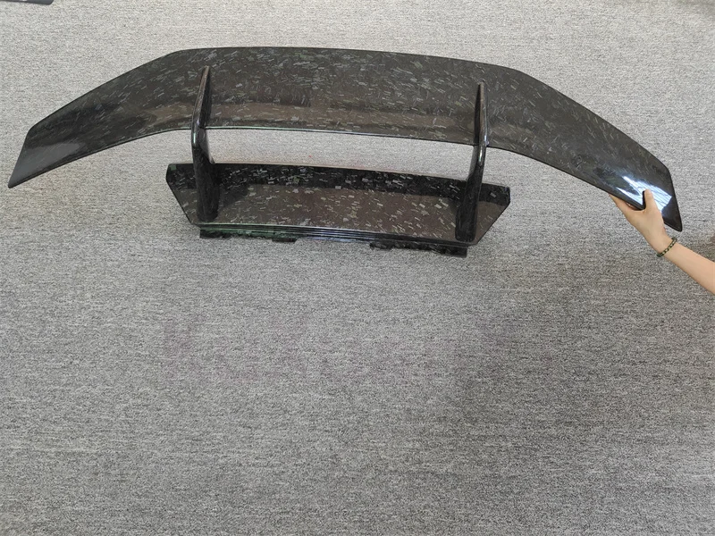 

high quality Carbon Fiber Forged Pattern P-style Rear Fender Spoiler Base for Lamborghini LP580 LP610 EVO Body Kit