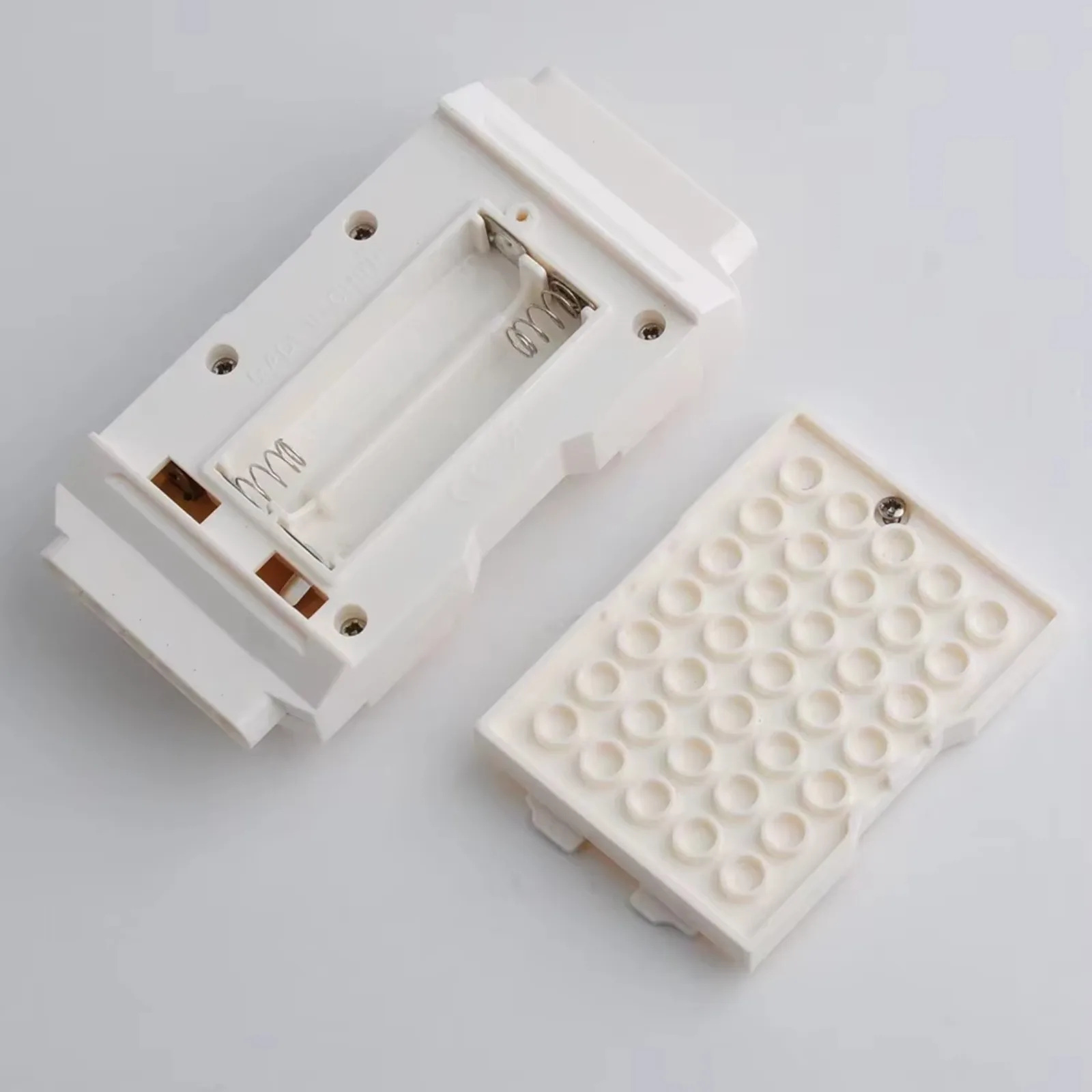 

MOC Bluetooth Remote Control Kit with Motor Speed Control & APP Programming for Legoeds PF Modifications