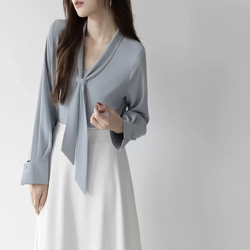 

Дизайнерская женская рубашка с длинным рукавом, новинка весна-осень 2025, с воротником-бантом, элегантная, для офиса, белая.