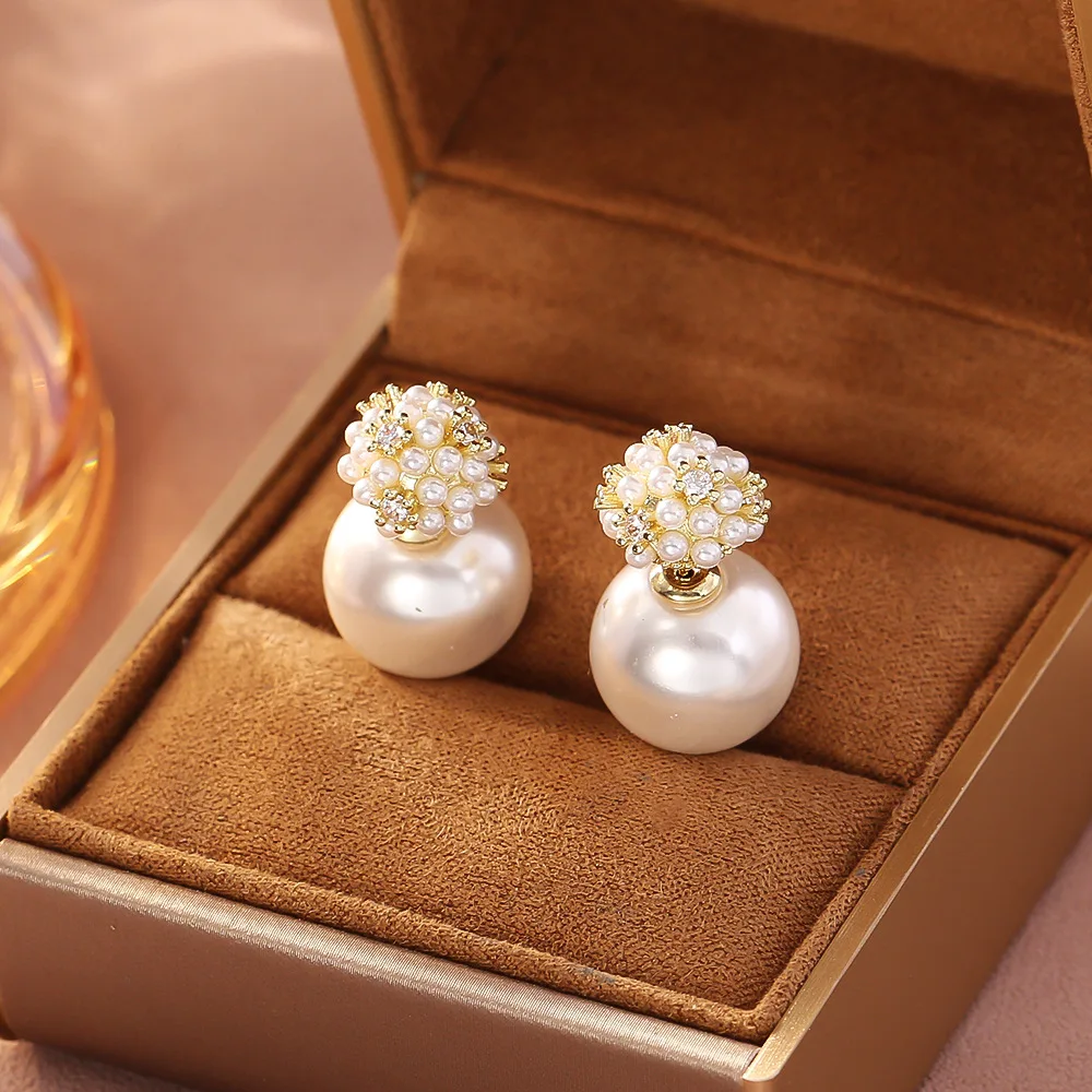 

Fashionable and exquisite millet beads, front and rear earrings, niche design, high-end pearl earrings, elegant earrings