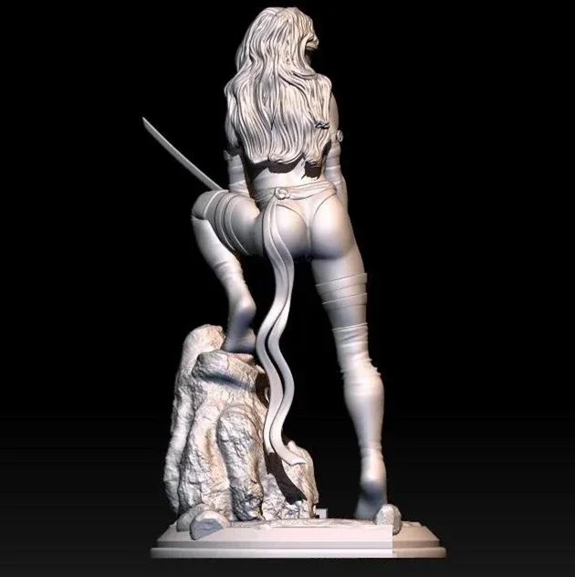 1/24 1/18 Resin Model Female Brave Warrior Figurine Sculpture Unpainted No Color 725