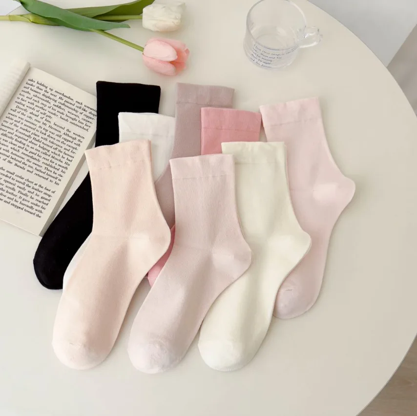 Japan Harajuku Kawaii solid color socks black and white pink women\'s cotton socks summer simple cute girl socks