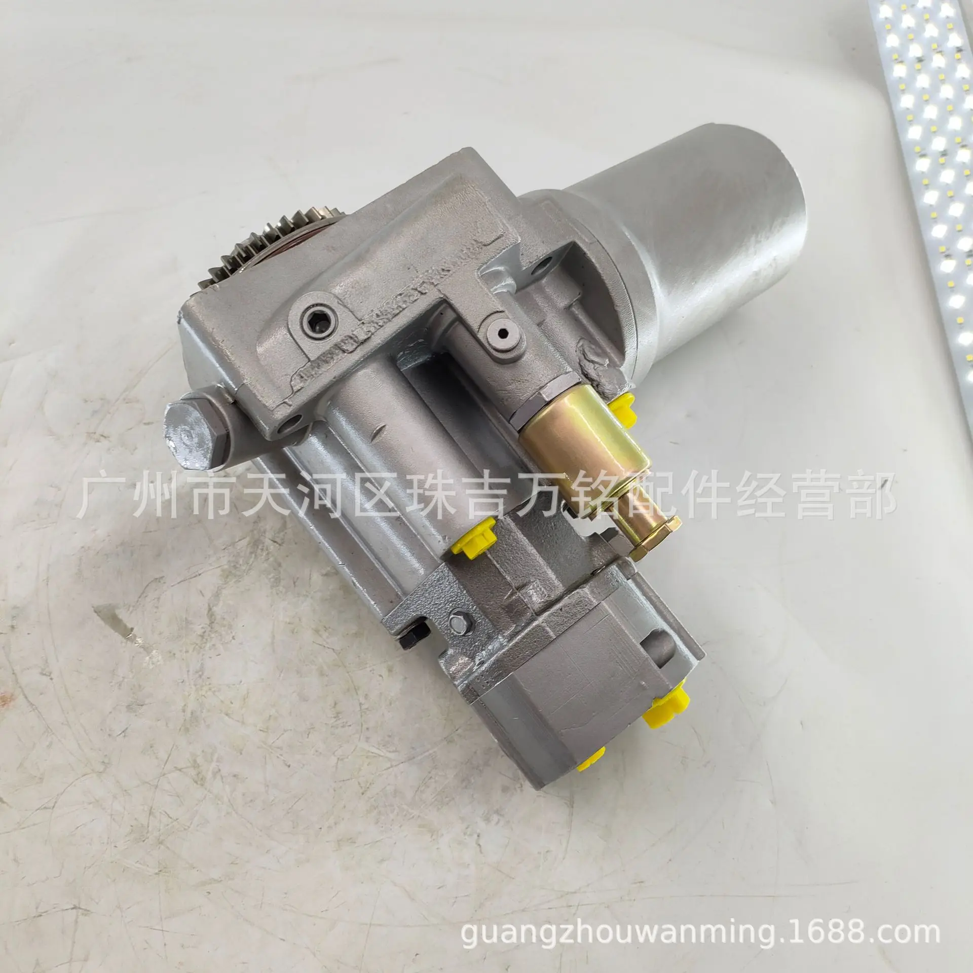 

Топливный насос E322C E325C 3126 180-7341 1807341 178-7521 10R-2995