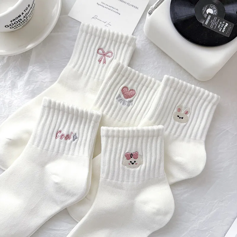 Women Middle Tube Socks Spring Autumn Breathable Cute Cartoon Rabbit Heart Bow Print White Casual Socks image 2