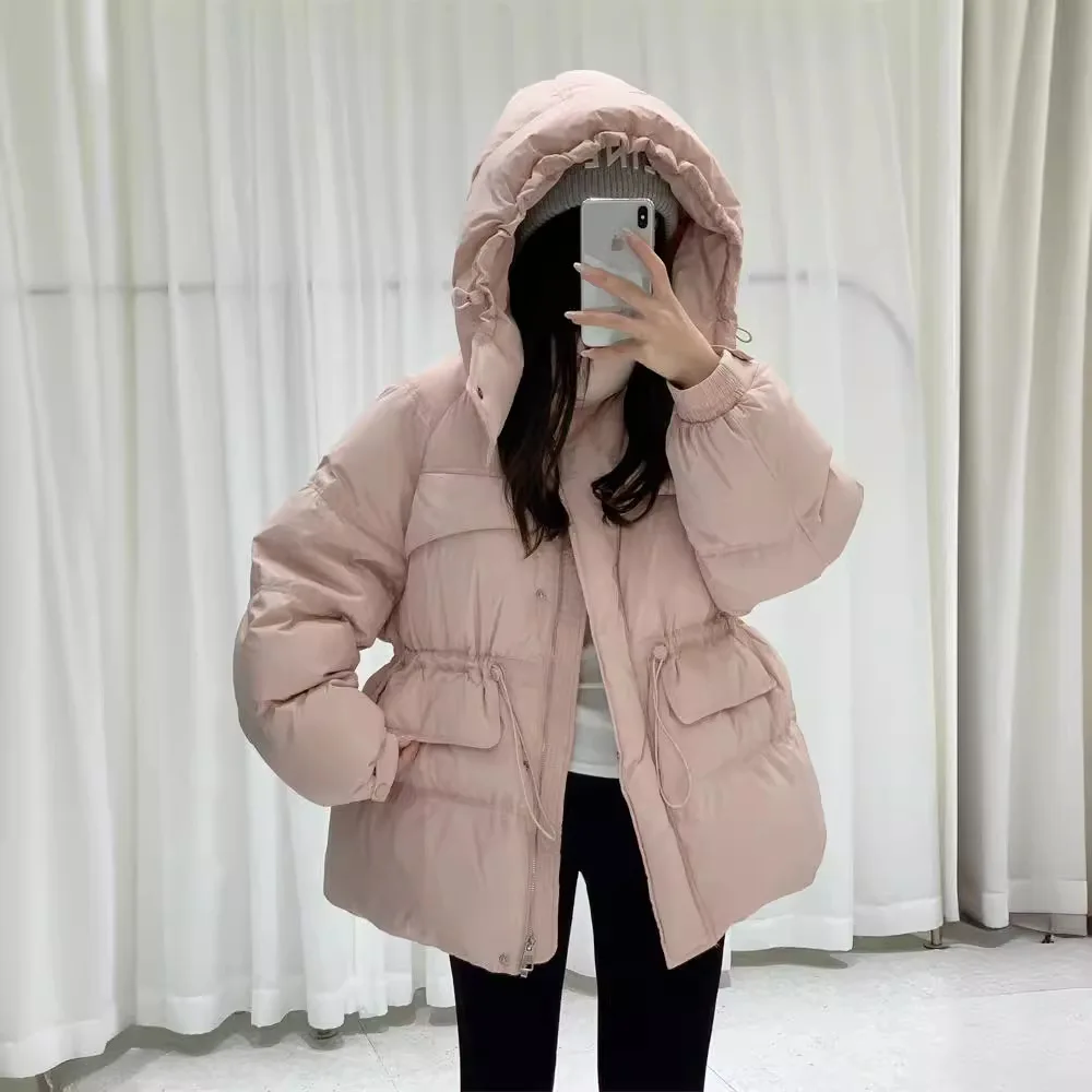 سترة نسائية عالية الخصر مع قلنسوة سترات ضيقة شتوية دافئة متوسطة الطول معاطف منتفخة على شكل بطة بيضاء ملابس خارجية معطف سميك جديد