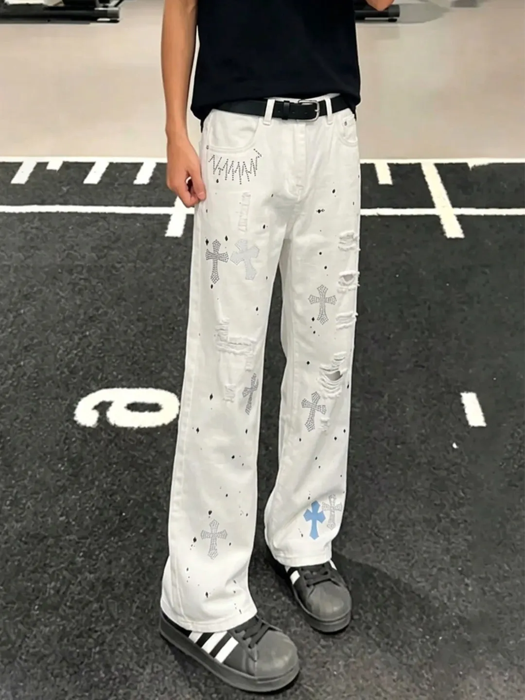 Slimming High Street Style Distressed Leather Patchwork Hole Punch Straight Leg Men's Jeans with Rhinestone Washed Effect