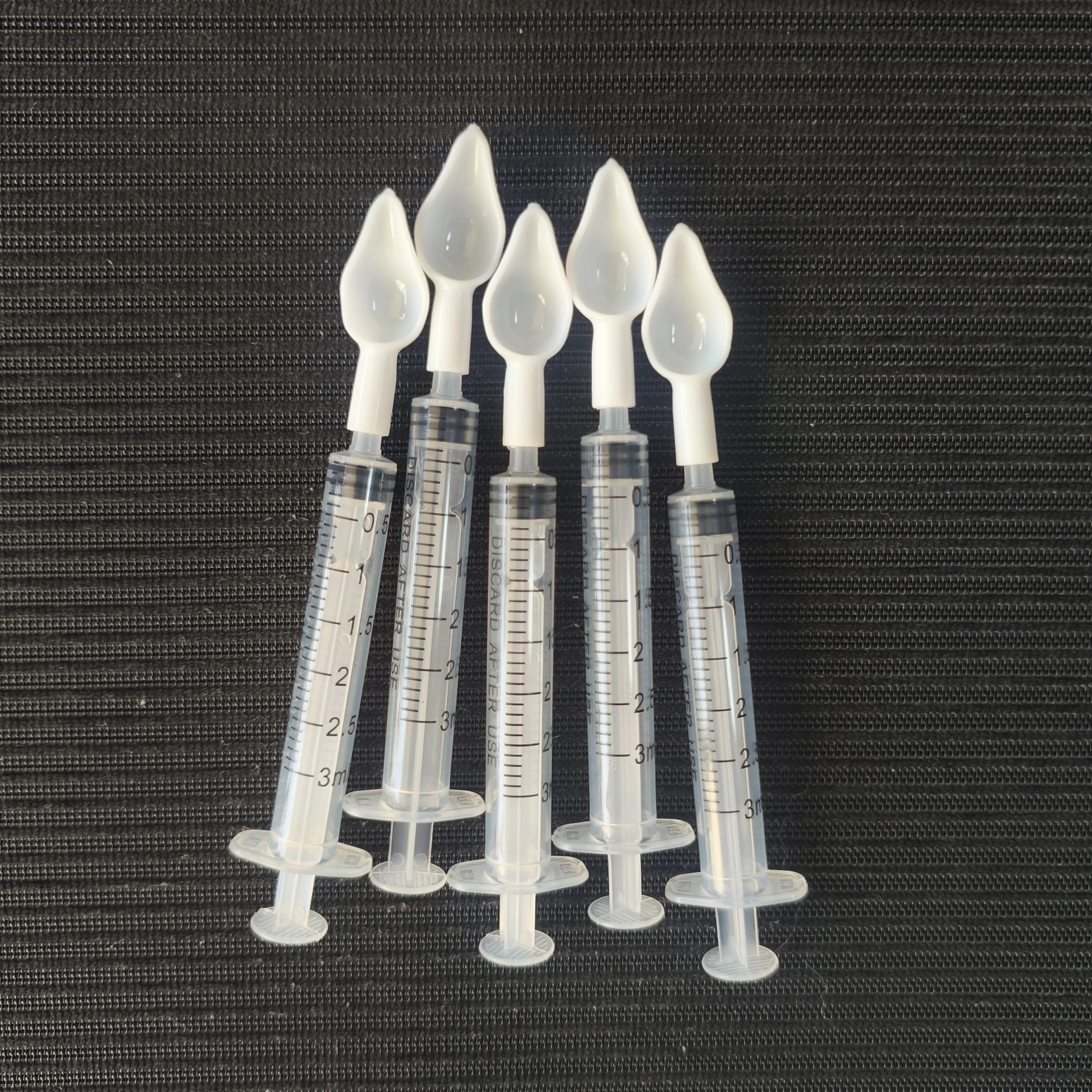 Bird Medication Feeding Set for Parrots, Includes 10 Tubes, 5 Syringes, Spoons, Measuring Cup & Box