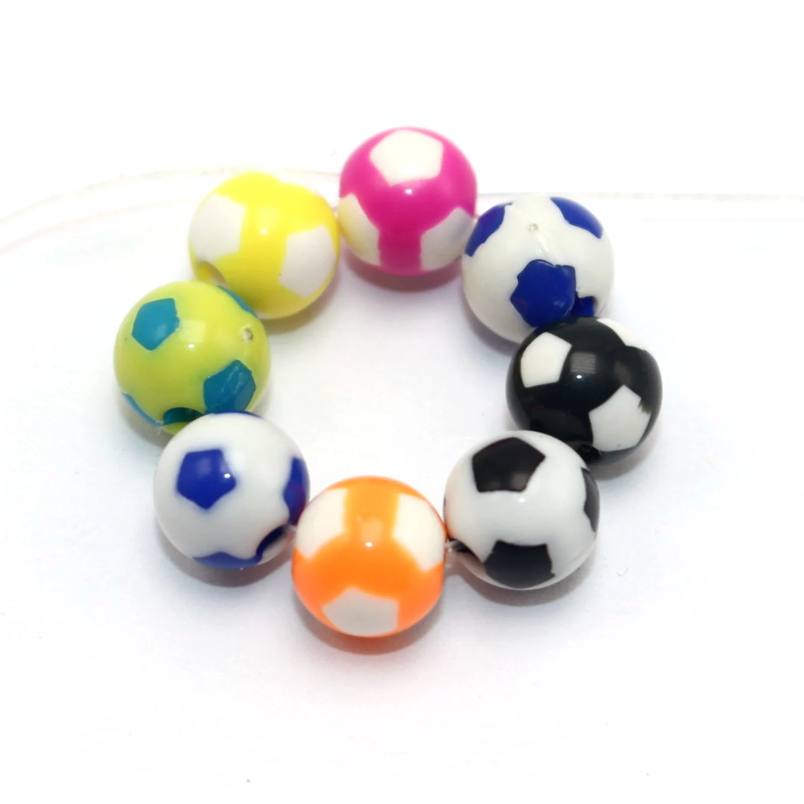 200 Black & White Color Acrylic Soccer Ball Football Round Beads 8mm